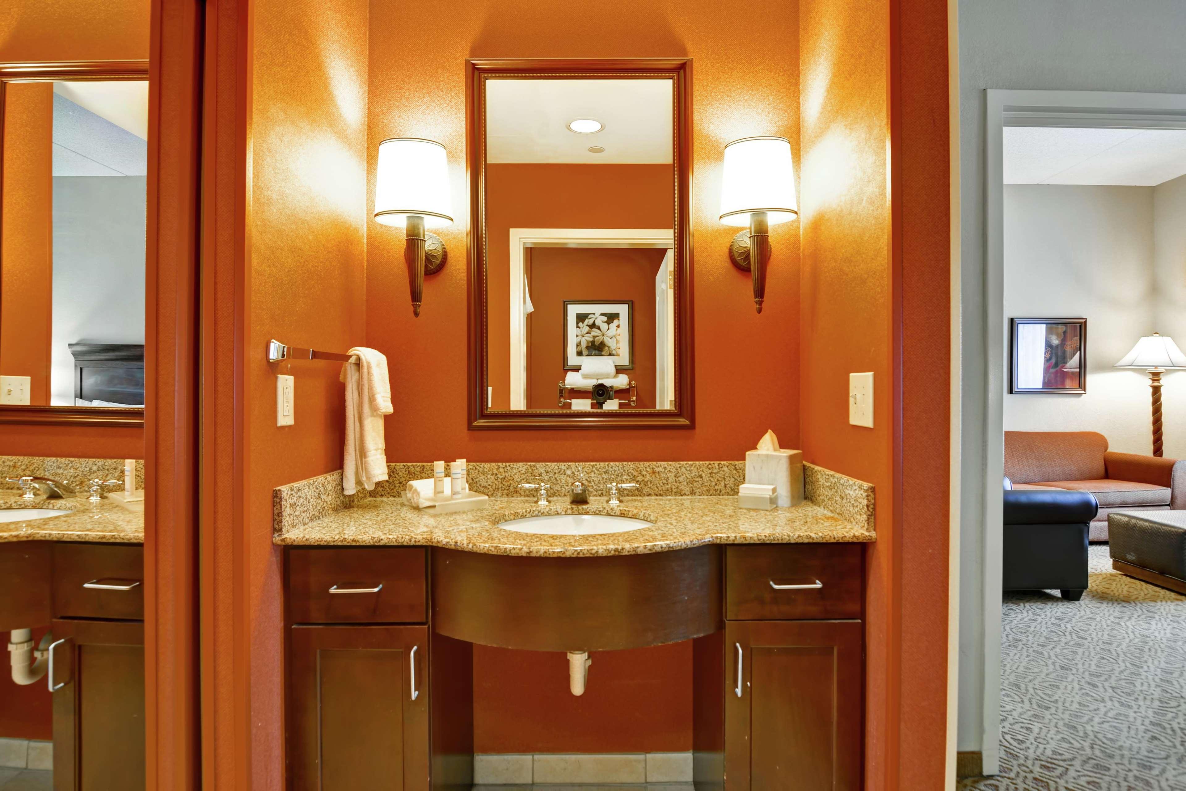 Homewood Suites Фредериксбърг Екстериор снимка