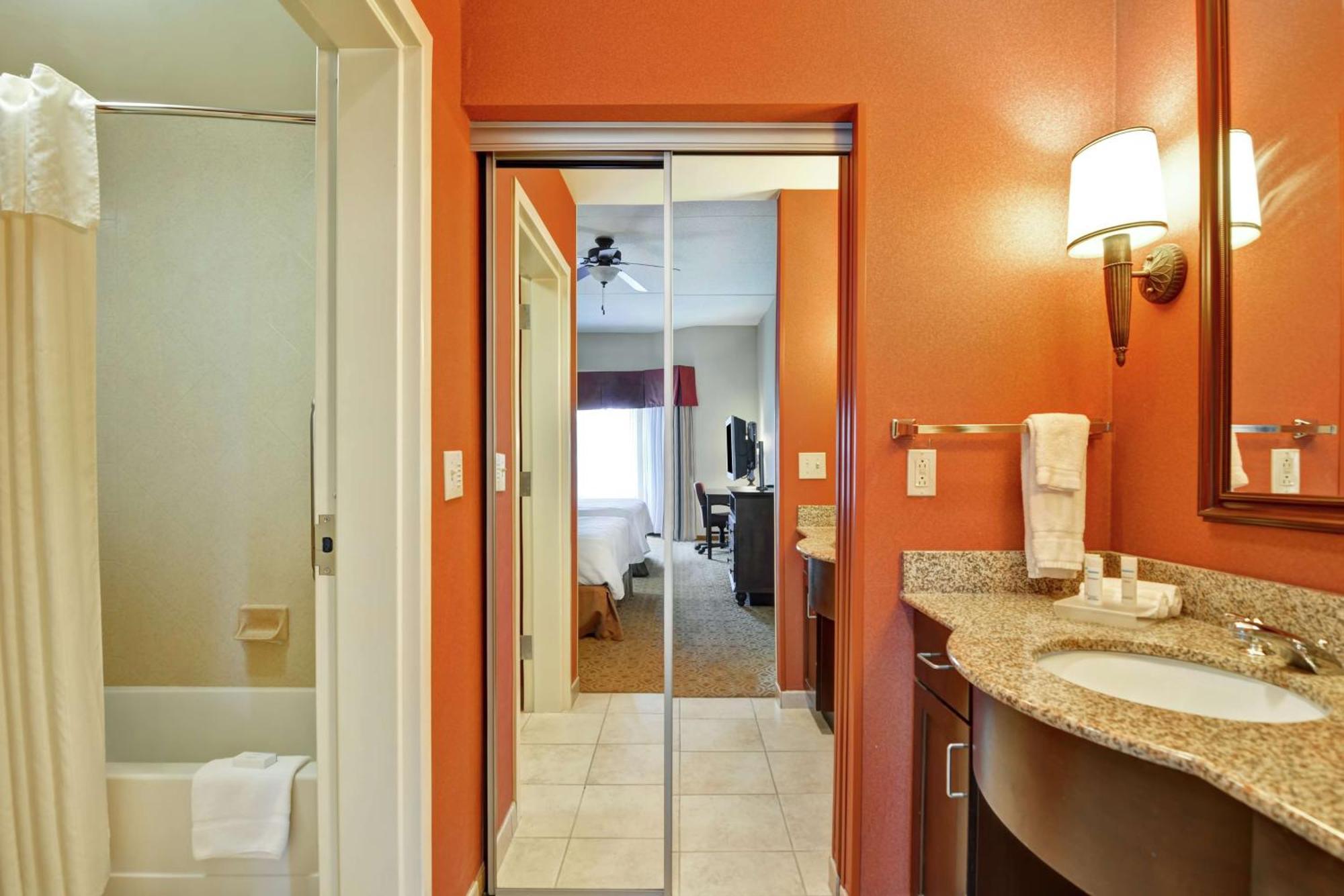 Homewood Suites Фредериксбърг Екстериор снимка