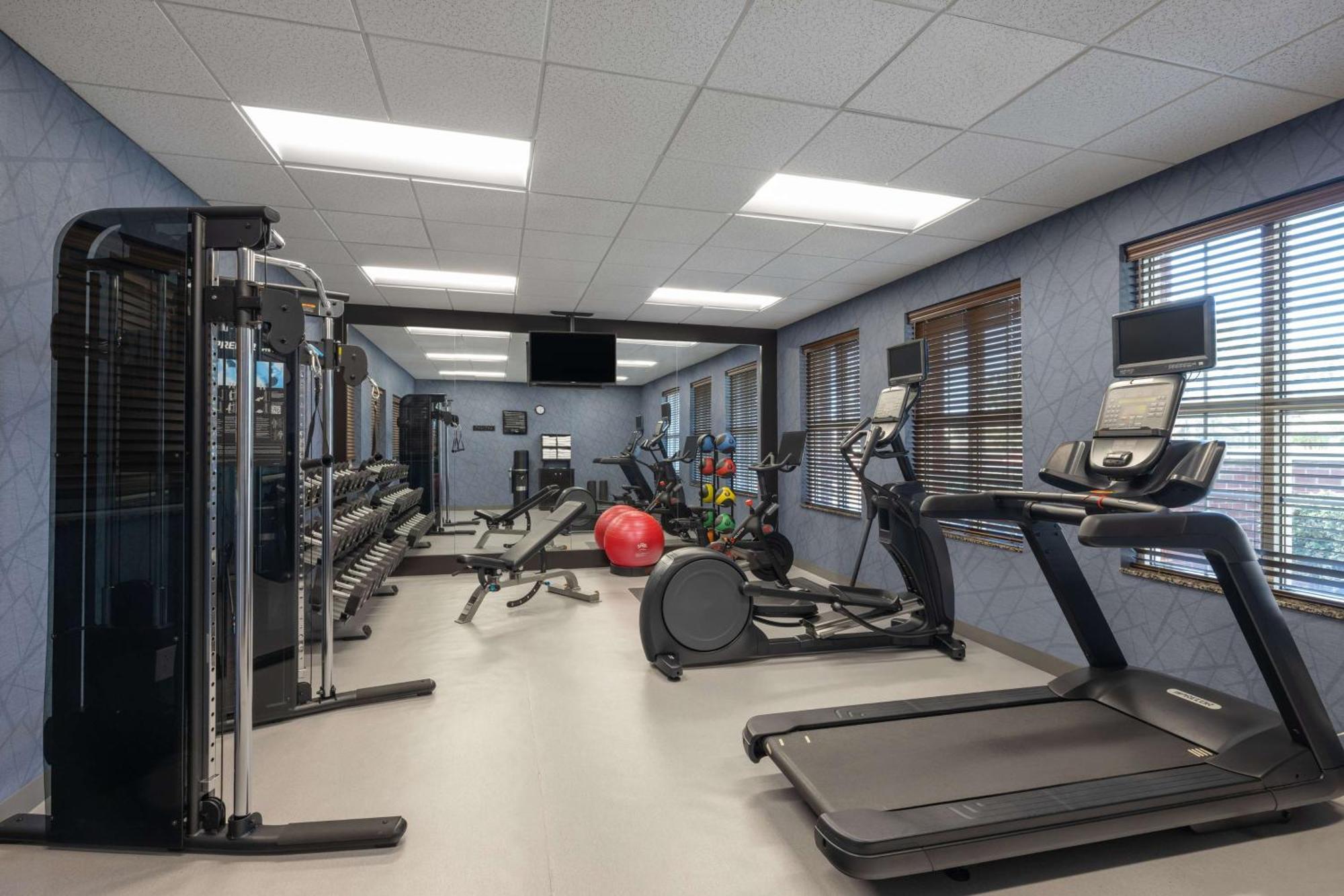 Homewood Suites Фредериксбърг Екстериор снимка