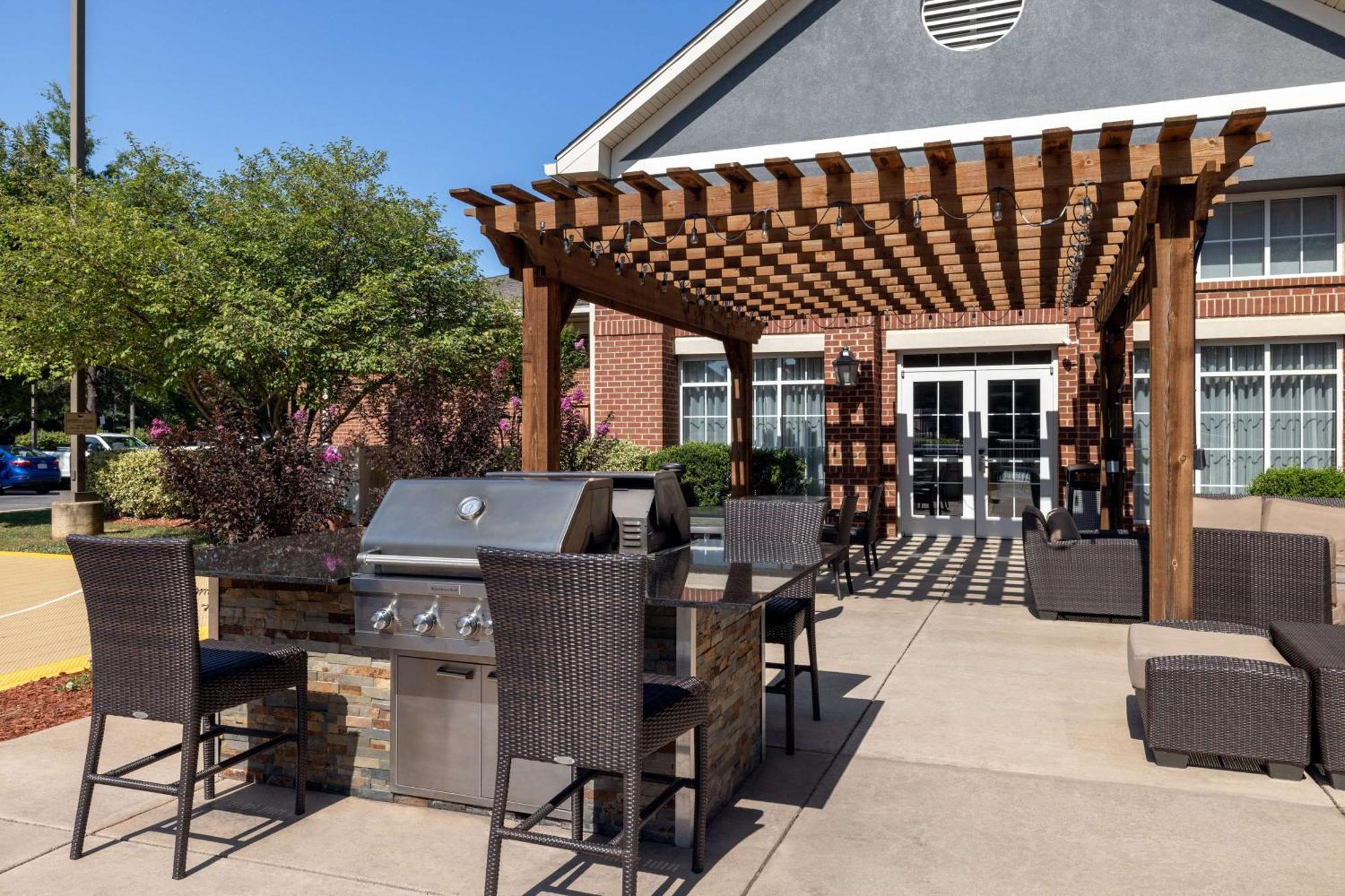 Homewood Suites Фредериксбърг Екстериор снимка